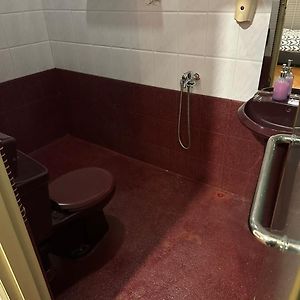 Twin Room Private Bathroom